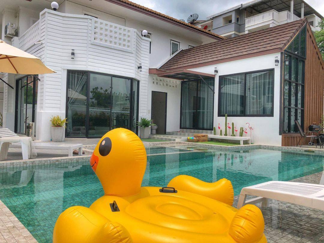 SST260917 Somkid Pool Villa Pattaya – Spacious 4 Bedroom Pool Villa Near the Beach (17) SST260917 Somkid Pool Villa Pattaya - Spacious 4 Bedroom Pool Villa Near the Beach