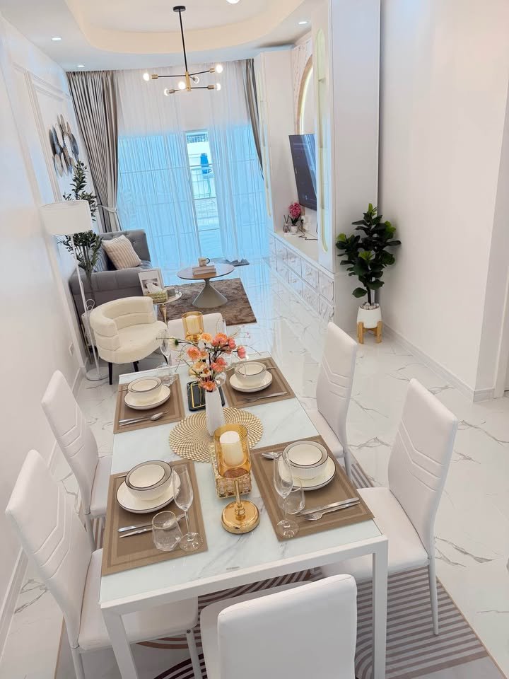 SST260931 Luxury Fully Renovated Townhouse Nern Plab Wan (2) SST260931 Luxury Fully Renovated Townhouse Nern Plab Wan - Mab Yai Lia 1810