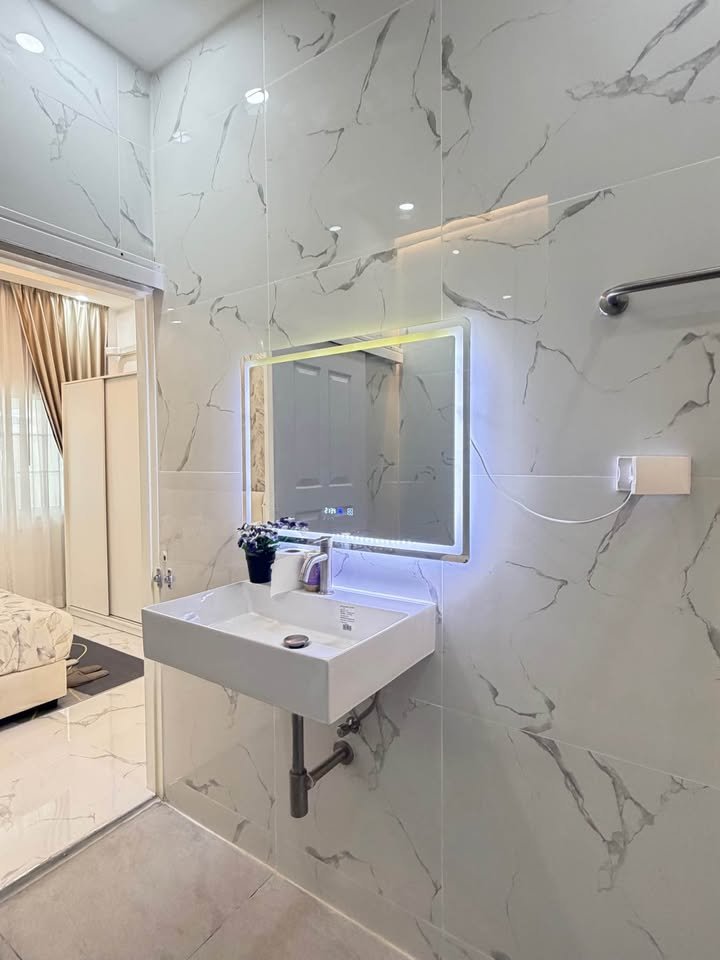 SST260931 Luxury Fully Renovated Townhouse Nern Plab Wan (5) SST260931 Luxury Fully Renovated Townhouse Nern Plab Wan - Mab Yai Lia 1810