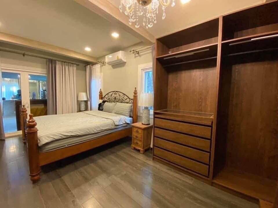 960