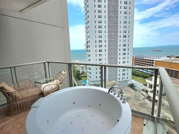 SST260934 Riviera Monaco Condo Na Jomtien - 14th floor Corner unit
