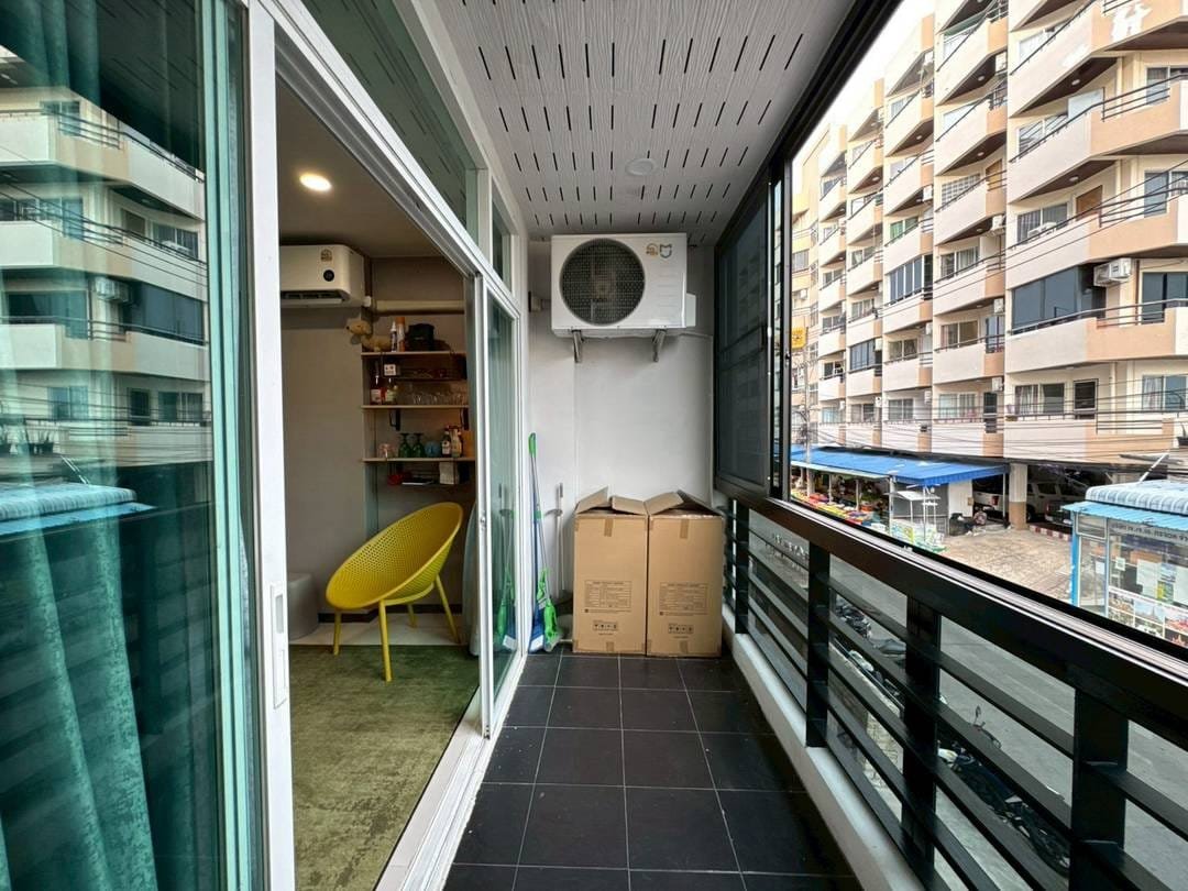 SCF261003 The Ocean Pearl Thappraya Soi 12 - 2nd floor City View