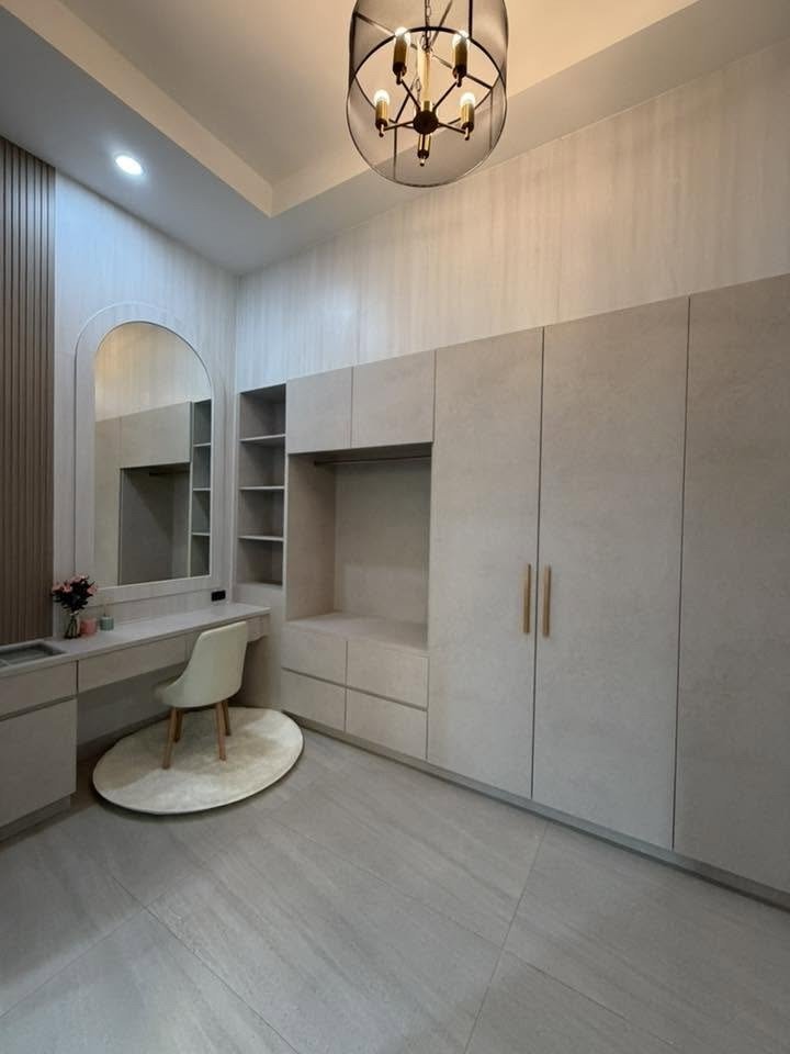 SST261006 Modern Luxury Pool Villa in Siam Country Club - Chai Phra Witthi